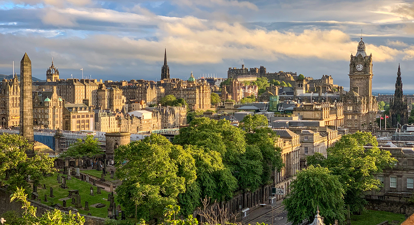 Edinburgh Old Town City Center